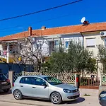 Ira Apartment With Balcony
